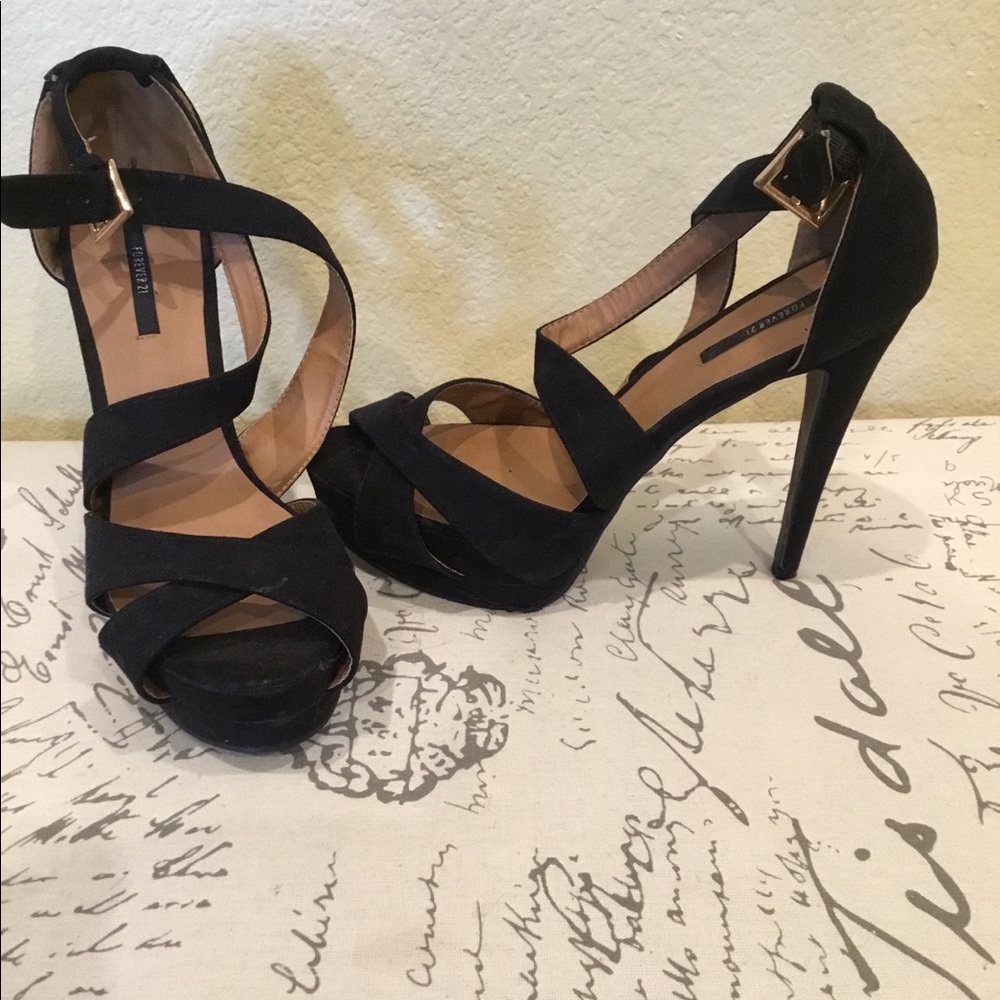 Black Strappy high heels Sz 10